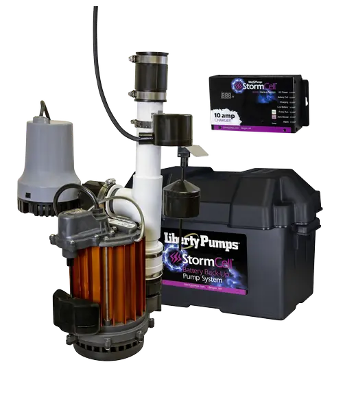 Battery backup sump pump system for power outage protection